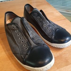 John Varvatos  Black Slip On Casual Shoe - 11.5M